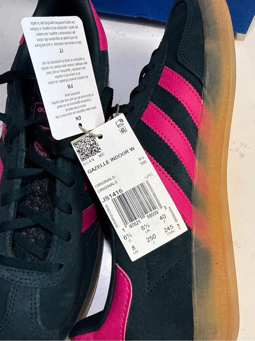 adidas Gazelle Indoor Women’s Sneakers - Black & Pink
